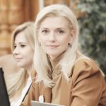 Alina Gorghiu Neplata pensiei de intretinere este violenta economica