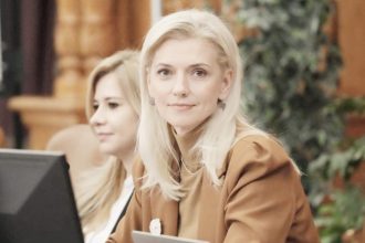Alina Gorghiu Neplata pensiei de intretinere este violenta economica