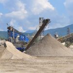 Arges Exploatarea ilegala a agregatelor minerale din rau