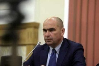 Bolojan in aten tia ANAF pentru scandalul microbuzelor electrice