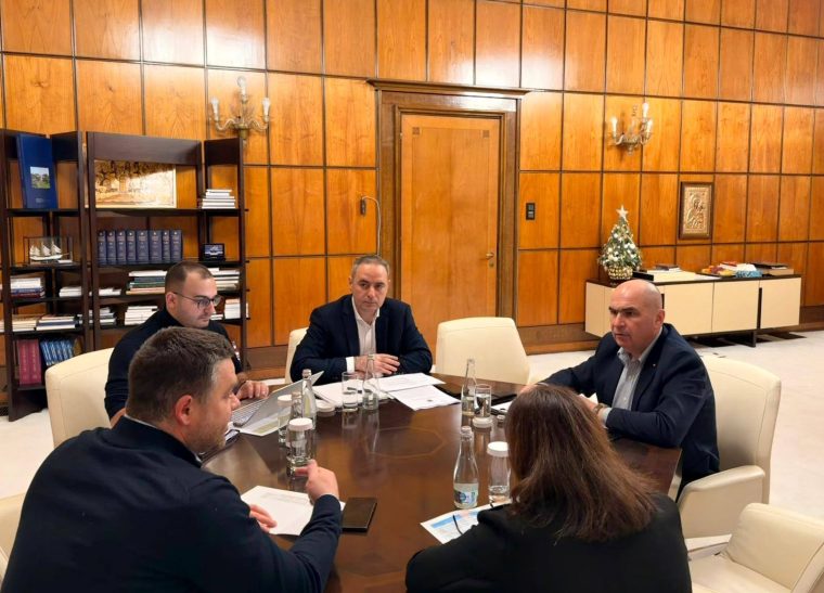 Bucurestiul in prag de criza financiara Ciucu a discutat cu premierul despre deficitul de 2 miliarde lei