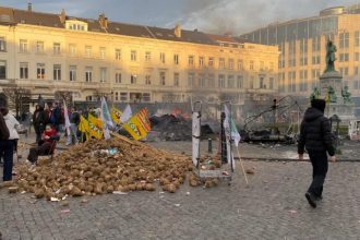 Cartofii de la protestele fermierilor din Bruxelles in sacoslele localnicilor