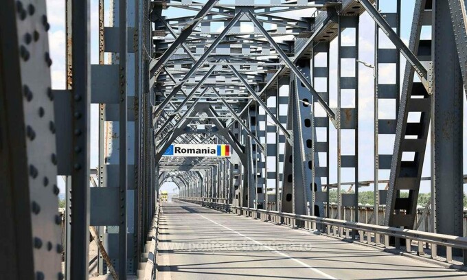 Circulatia pe podul Giurgiu Ruse reincepe de sarbatori