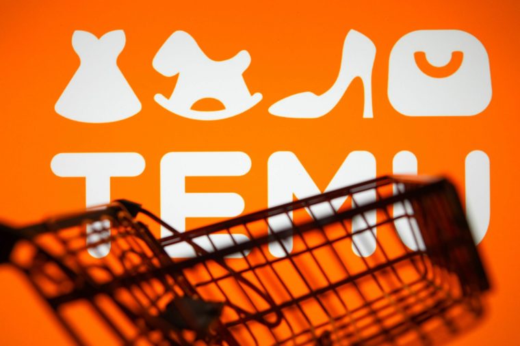 Coletele din afara UE supuse impozitelor de la 1 ianuarie