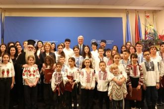 Corul Glasul Arhanghelului din Micesti a cantat la Ministerul Investitiilor