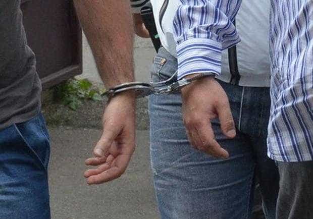 Doi barbati retinuti in Arges pentru inselaciune