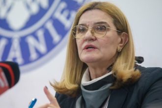 Elisabeta Lipa acuzata ca isi punea subalternii sa i cumpere ceasuri Rolex si genti Vuitton