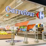 Fratii Paval de la Dedeman negociaza preluarea Carrefour Romania