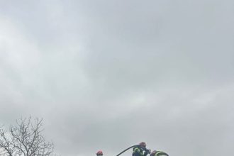 I a ars acoperisul casei din cauza unui cablu electric defect