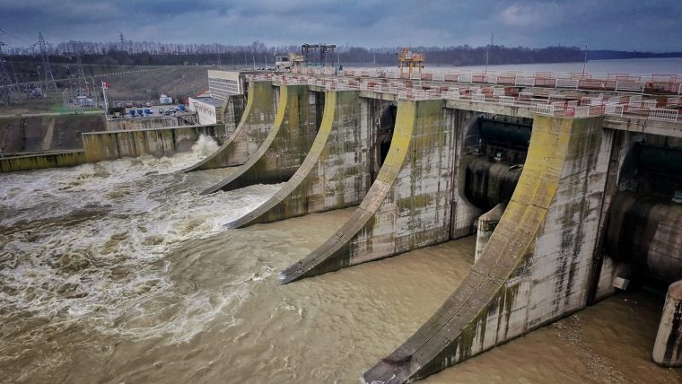 Inchiderea acumulrii Maracineni pentru a evita inundatiile