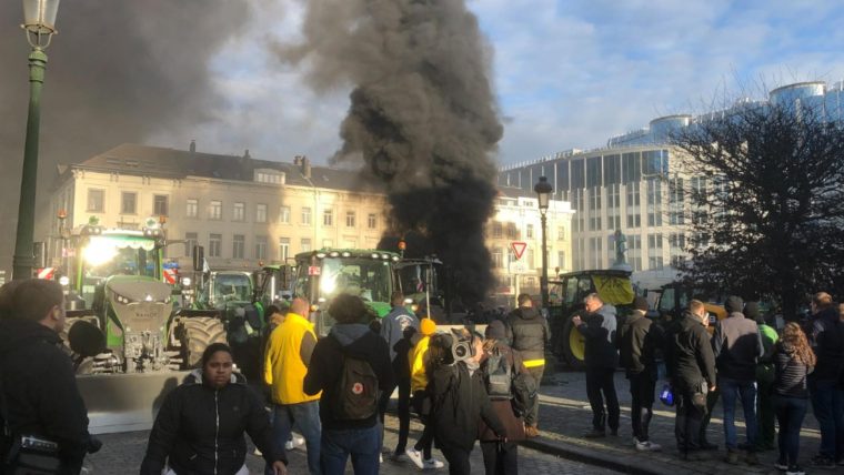 Mii de fermieri au invadat capitala Uniunii Europene