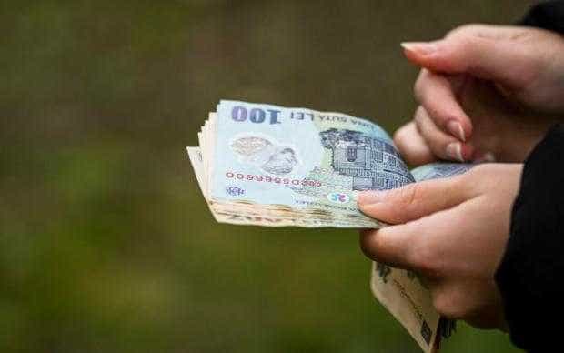 Ministrul Muncii respinge reducerea ajutorului de somaj