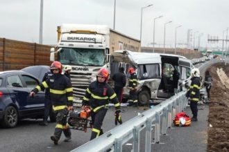 Noul tronson al Autostrazii Moldovei inaugurat cu accident grav