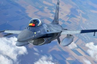 Parlamentul aproba acord strategic pentru armata F 16