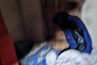 Persoanele fara adapost din Pitesti primesc ajutor la Centrul de Noapte Nord