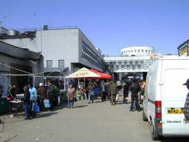 Piteshti Program de sarbatori in piete si targuri
