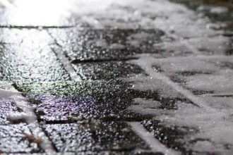 Pregatiri la Pitesti pentru zapada si inghet