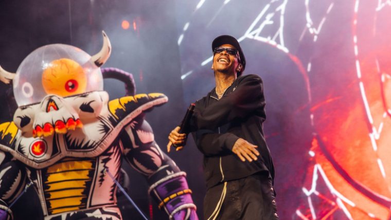 Rapperul Wiz Khalifa a fost condamnat in Romania pentru canabis