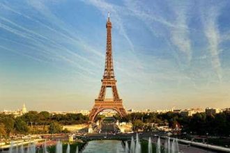 Retea romaneasca de alba neagra distrusa la Paris