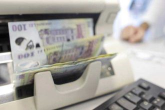 Romania singura tara din Europa cu salarii in scadere