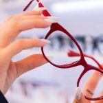 SINDICATUL SIPA Muntenia cere directorilor sa deconteze ochelarii profesorilor