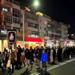 Traditia se mentine la Mioveni cu colindatori