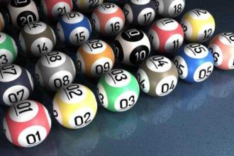 Tragerea Loto de duminica amanata pentru Anul Nou