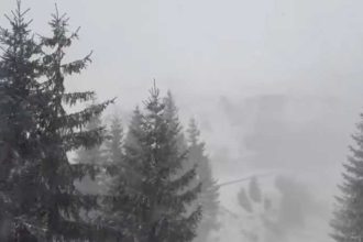 Turisti din Moldova blocati in Refugiul Coltun evacuati luni