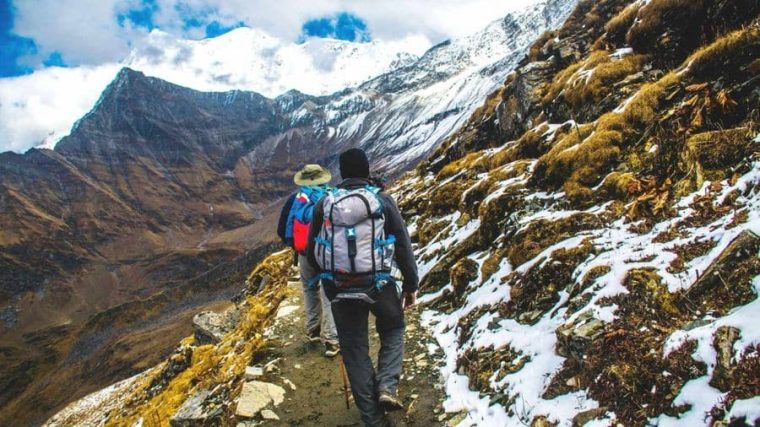 Un alpinist roman a decedat pe cel mai inalt vulcan activ din lume in Chile