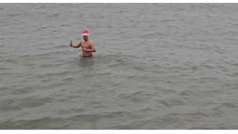 Un constantean a sarbat craciunul in marea neagra