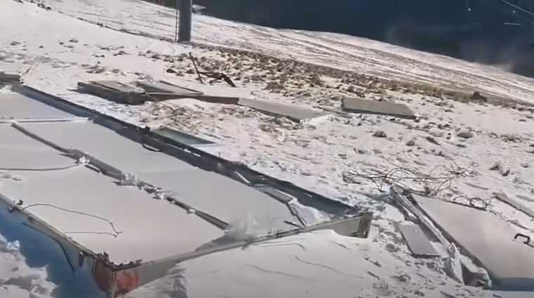 Viscolul a distrus cabinetul medical Salvamont de pe Vrful Ppua