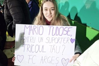 prezenta simpatica la meciul arges botosani doctorita a cerut tricoul lui mario tudose