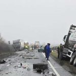 400 de suporteri greci au ajuns la spitalul din Lugoj unde au fost adusi supravietuitorii accidentului rutier in care si au pierdut viata 7 persoane