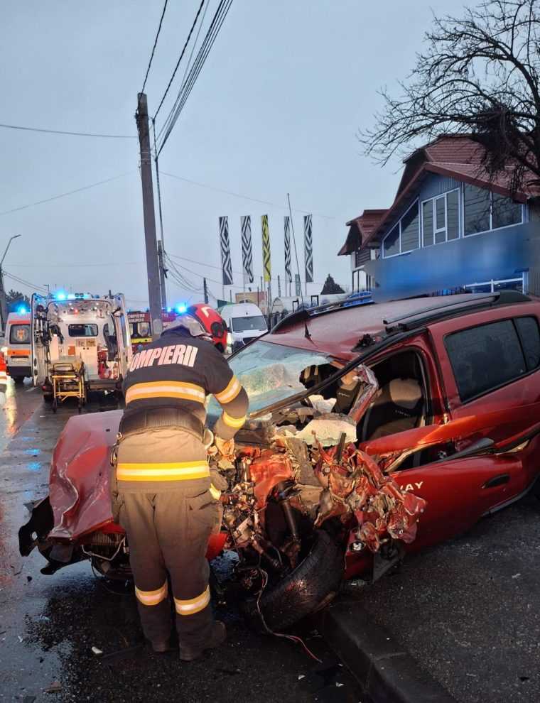 Accident grav in Pitesti a pierdut controlul masinii