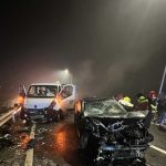 Accident la Curtea de Arges Trei persoane ranite transportate cu ambulante