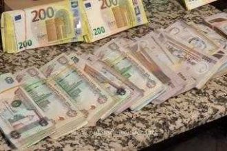Bijuterii si bani de 3 milioane euro descoperti la Aeroportul Henri Coanda