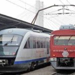 CFR Calatori sarbatoreste Ziua Unirii Principatelor Romane prin Trenul Unirii decorat cu o locomotiva in culorile drapelului national