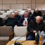 CJ Arges in conflict cu firmele de maxi taxi care solicita bani pentru transportul elevilor Amenin tari cu rezilierea contractelor