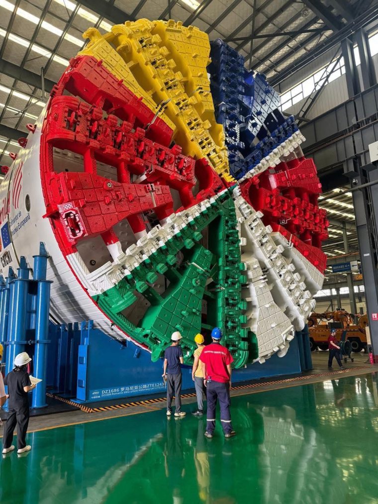 Cartita de 3200 tone pentru Autostrada Sibiu Pitesti a ajuns