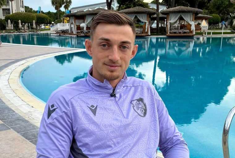 Claudiu Micovschi Sunt onorat sa joc la FC Arges