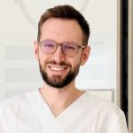 Dr Vlad Negru un stomatolog de succes cu doua clinici deschise la doar 30 de ani