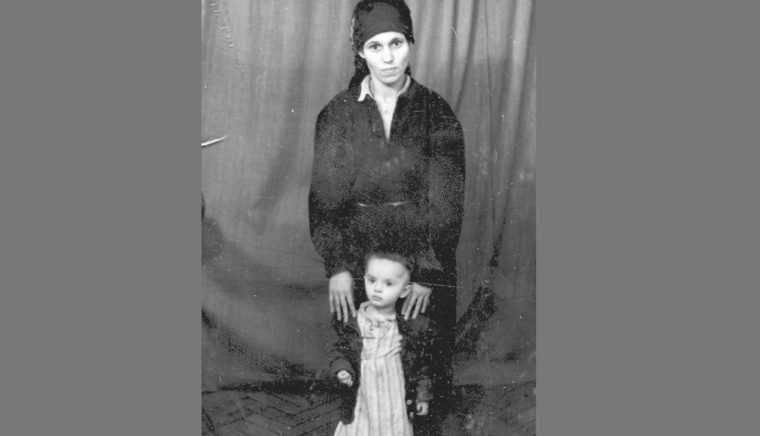 Ioana Raluca Voicu Arnautoiu Portretul artistului tanar