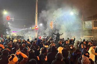 Iranul in pragul colapsului 530 de morti in proteste