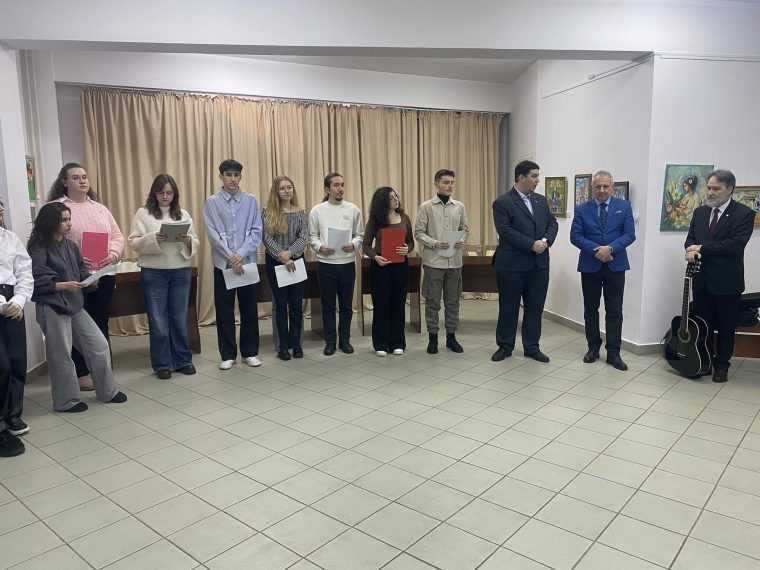 Mihai Eminescu omagiat la Muzeul Judetean Arges