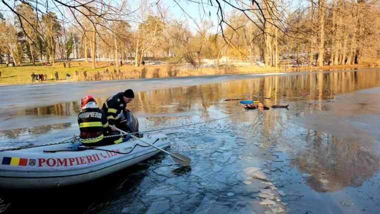 Momente de panica intr un parc din Craiova un copil a cazut in apa iar sase persoane s au aruncat in ajutorul sau