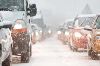 Noapte alba pentru drumari sute de tone de sare mobilizate