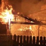 Pompierii au infruntat flacarile timp de patru ore la Leresti