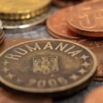 Protest inedit la Suceava barbatul a platit taxe cu monede