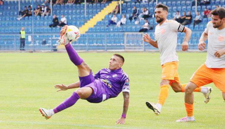 Robert Moldoveanu dupa meciul Metaloglobus FC Arges 0 2 Sunt fericit ca am contribuit la succesul echipei