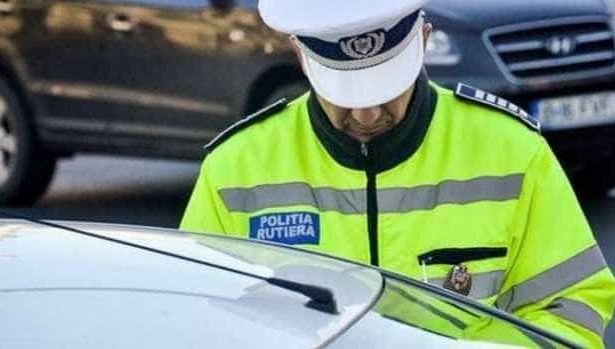 Sancionati de policistii din Pitesti pentru conducere agresiva